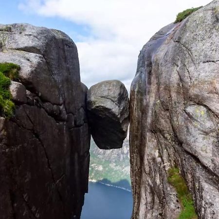 Haugen Hytteutleie & Camping المظهر الخارجي الصورة